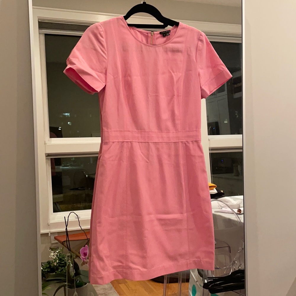 Theory bubblegum pink short sleeve dress